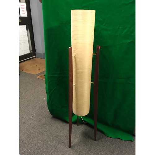 274 - LOVELY MID CENTURY ROCKET FLOOR LAMP WITH CREAM SPUN FIBREGLASS SHADE & TEAK TRIPOD FRAME BY SERED -... 