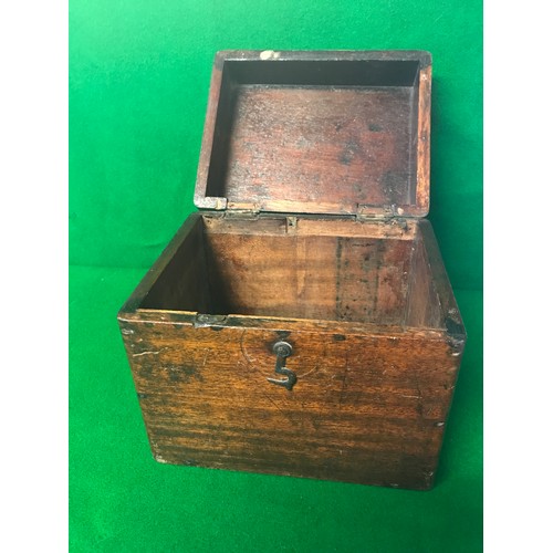 68 - NICE VINTAGE WOODEN BOX - 17CMS X 14CMS X 15CMS H