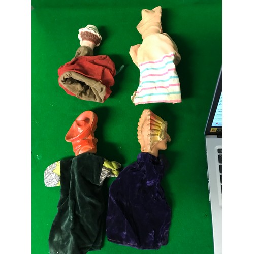 120 - 4 X VINTAGE HAND PUPPETS