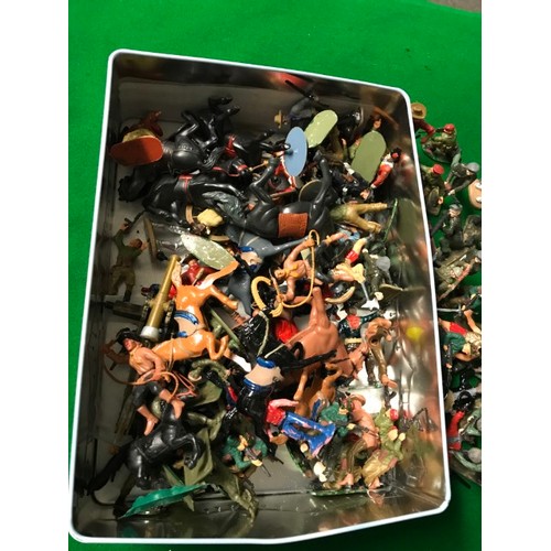 201 - BOX OF VINTAGE PLASTIC SOLDIERS INC CRESCENT ETC