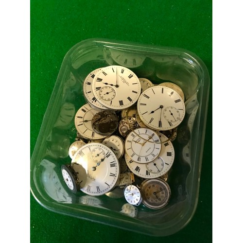 302 - QTY OF VINTAGE POCKET & WRIST WATCH MOVEMENTS - CLOCKS AND WATCHES ARE NOT TESTED