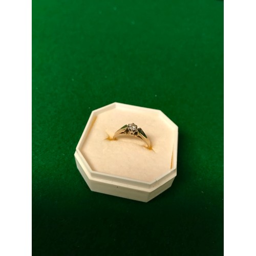 308 - PRETTY 9CT GOLD SOLITAIRE DIAMOND RING -