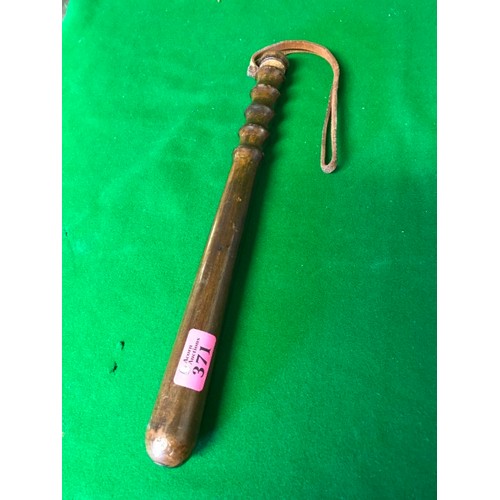 371 - VINTAGE WOODEN TRUNCHEON - 38CMS L