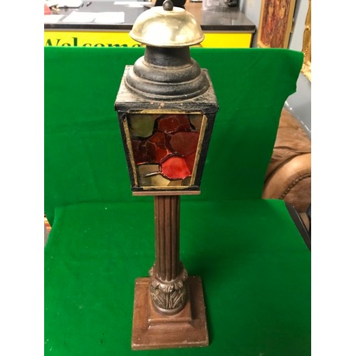 447 - VINTAGE LAMP POST LAMP WITH STAINED GLASS PANELS - ELECTRICAL ITEMS SHOULD BE CHECKED BY A QUALIFIED... 