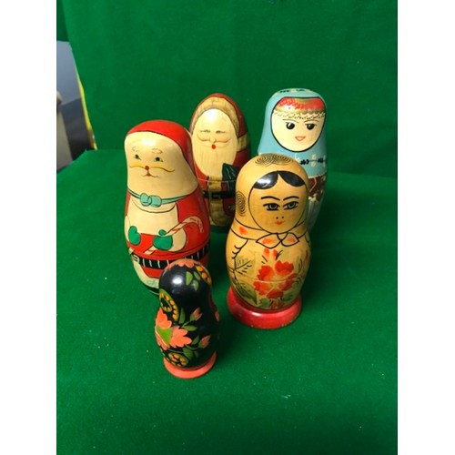 613 - 5 X SETS OF WOODEN NESTING RUSSIAN DOLLS