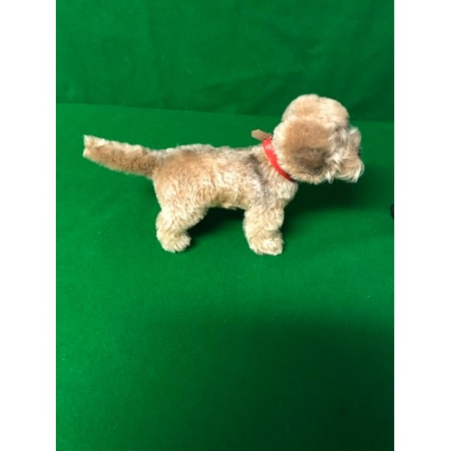 624 - STEIFF DOG WITH BUTTON IN EAR & LABEL - 28CMS L X 18CMS H