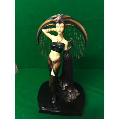 644 - LOVELY LARGE RESIN VERONESE ART DECO FLAPPER JAZZ DANCER 