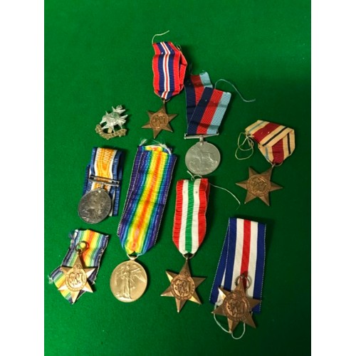 687 - QTY OF MIXED WW1 & WW11 MILITARY MEDALS