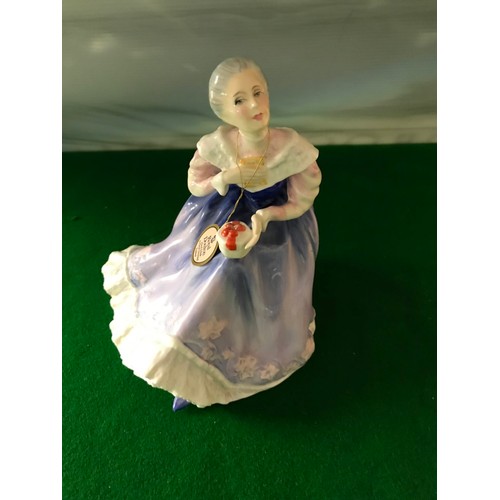 773 - ROYAL DOULTON FIGURE 