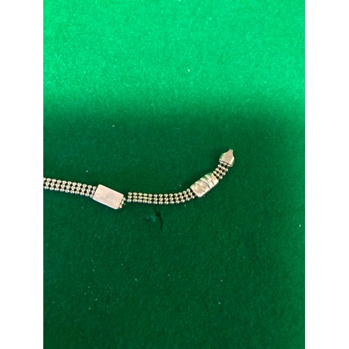 895 - 9CT BRACELET - BROKEN - SCRAP - 6.9GRMS