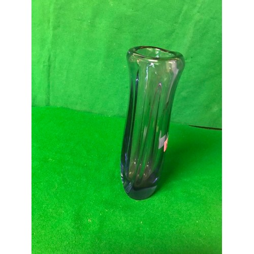 218 - BEAUTIFUL GLASS VASE - 26CMS H