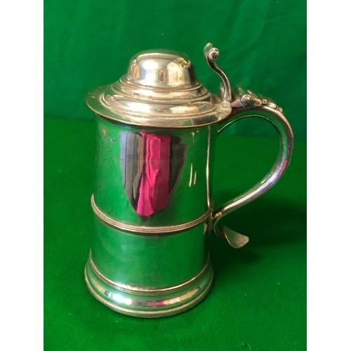 254 - NICE VINTAGE SILVER PLATED LIDDED TANKARD - INITIALED TO FRONT - 20CMS H