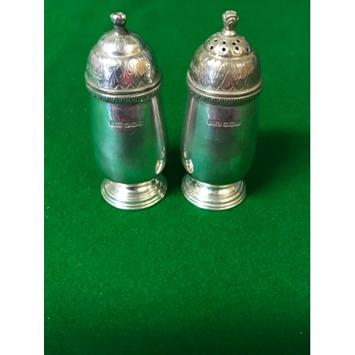 262 - LOVELY SILVER HALLMARKED CRUET - WEIGHT APPROX 140 GRMS - HEIGHT 9CMS