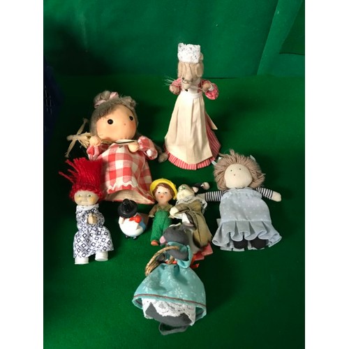 338 - LARGE QTY OF VINTAGE DOLLS