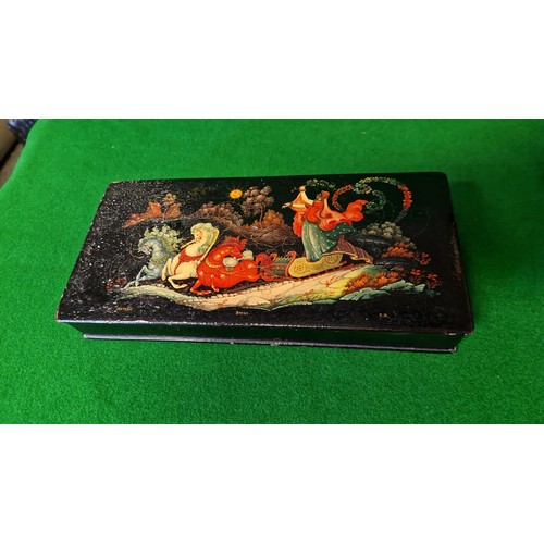 67 - LOVELY LARGE RUSSIAN BLACK LACQUERED BOX - SIGNED IN 3 PLACES - SOME SLIGHT DAMAGE TO EDGES