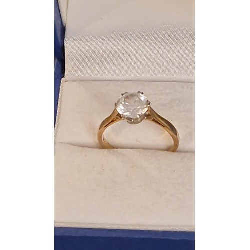 95 - LOVELY 9CT GOLD SOLITAIRE RING