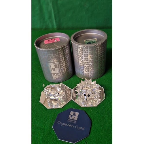 152 - BOXED SWAROVSKI HEDGEHOG & PIG