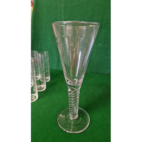 255 - VERY LARGE TWISTED STEM GLASS 28CMS H & 6 ETCHED GLASS TUMBLERS