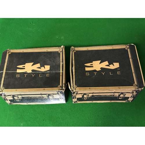 558 - 2 X BOXED SKU STYLE ASHTRAYS