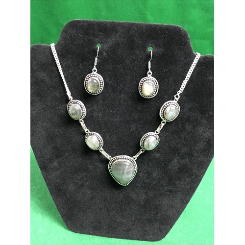 878 - 925 SILVER NECKLACE SET LABRADORITE