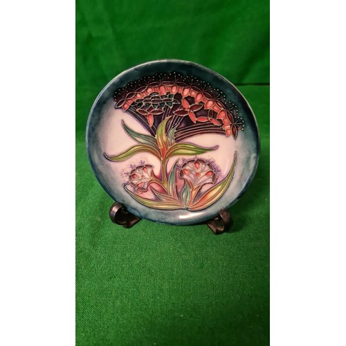 53 - SMALL LOVELY MOORCROFT GYPSY PIN DISH SIGNED WM  - 12CMS DIAM