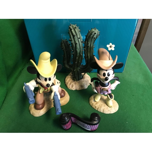 67 - LARGE BOXED DISNEY 