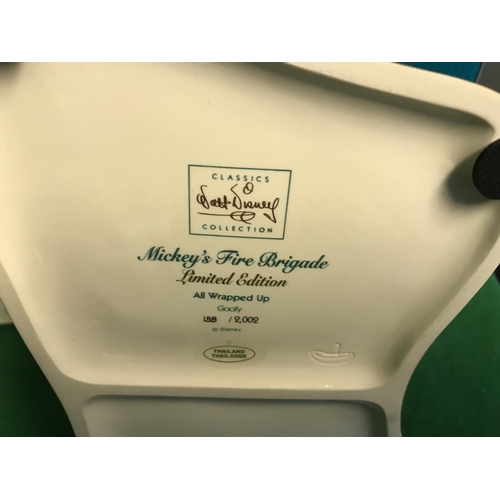 95 - LARGE BOXED WALT DISNEY CLASSICS COLLECTION  LARGE 