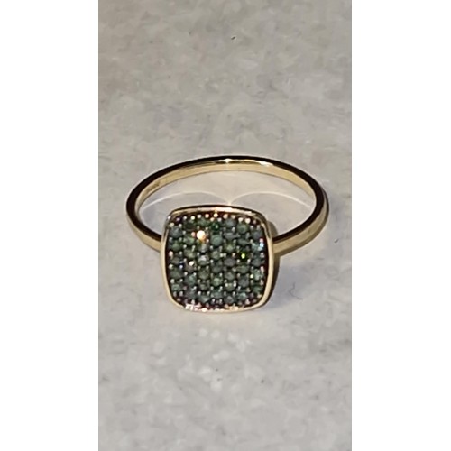 78 - VERY PRETTY 9CT GOLD AND GREEN DIAMOND RING - RING SIZE J