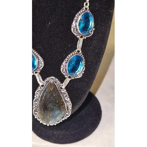 370 - 925 SILVER & LABRODORITE & BLUE TOPAZ NECKLACE