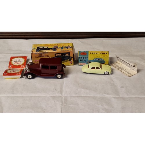 244 - 6 X VINTAGE BOXED MATCHBOX/CORGI/ TRIANG DIECAST VEHICLES AS FOLLOWS :
BOXED CORGI JAGUAR - BOXED DI... 