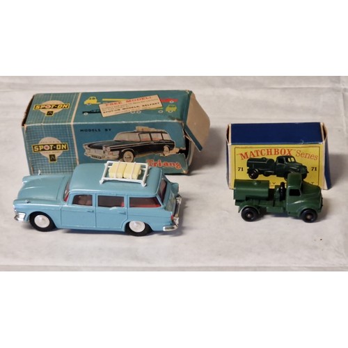 244 - 6 X VINTAGE BOXED MATCHBOX/CORGI/ TRIANG DIECAST VEHICLES AS FOLLOWS :
BOXED CORGI JAGUAR - BOXED DI... 