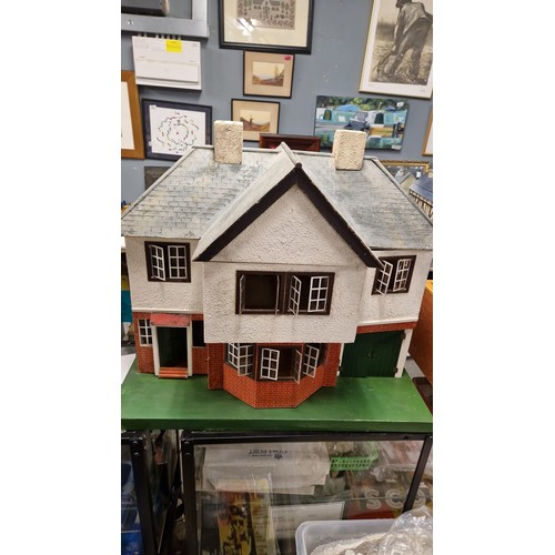 128 - LARGE BAY FRONT DOLLS HOUSE - 78CMS W X 44CMS D X 65CMS H - COLLECTION ONLY OR ARRANGE OWN COURIER