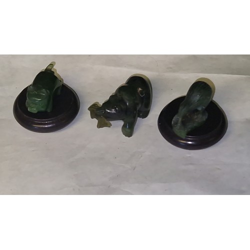 839 - 3 X MINIATURE NEPHRITE JADE ANIMALS