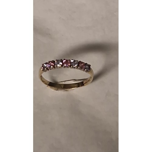 183 - PRETTY 9CT GOLD RING SET STONES - RING SIZE Q 1/2