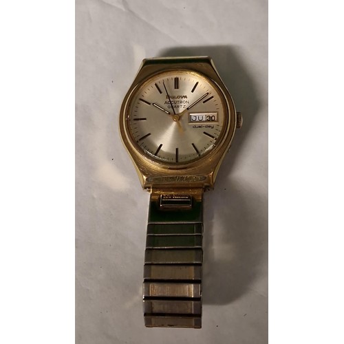 190 - LOVELY VINTAGE BULOVA ACCUTRON QUARTZ DUAL-DAY WATCH - CLOCKS AND WATCHES ARE NOT TESTED