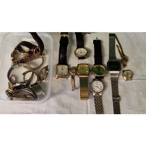 216 - BOX OF ASSTD LADIES & GENTS WATCHES INC ROYAL, CASIO, CITIZEN, ROTARY, LORUS, ETC - CLOCKS AND WATCH... 