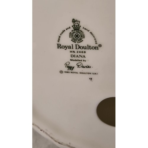 426 - LARGE ROYAL DOULTON DIANA