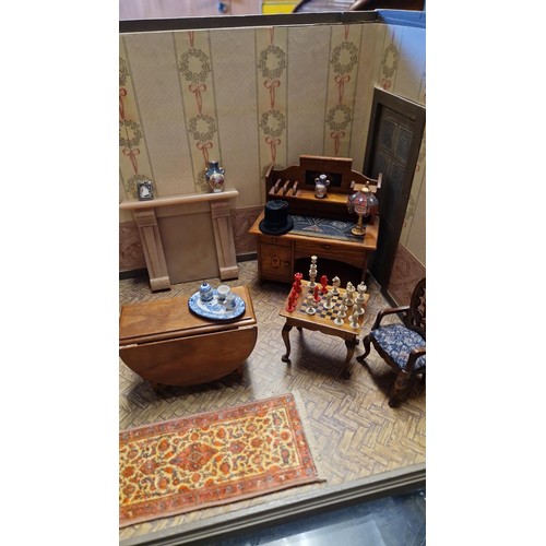 574 - LOVELY DOLLS HOUSE ROOM SETTING INC BEAUTIFUL CHESS TABLE, FIREPLACE AND ACCESSORIES -  ****PLEASE N... 