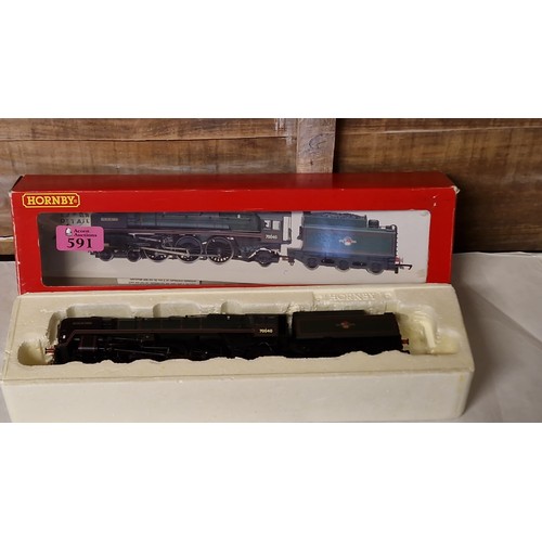 591 - BOXED HORNBY R2180 BR 462 BRITANIA CLASS 7NT LOCOMOTIVE 70040 CLIVE OF INDIA - NEVER BEEN OUT OF BOX