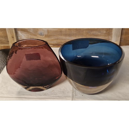 728 - SMALL GLASS VASE & GLASS BOWL