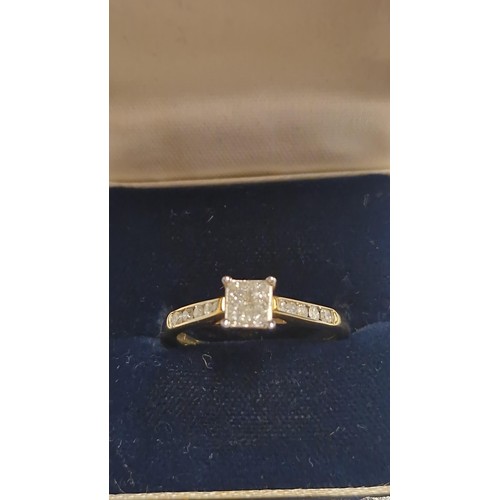 66 - LOVELY 9CT GOLD RING SET CENTRAL SQUARE DIAMOND AND DIAMONDS SET IN THE SHANK   - RING SIZE - RING S... 