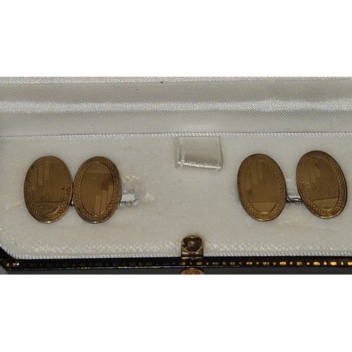 68 - LOVELY PAIR OF BOXED 18CT GOLD ON SILVER CUFFLINKS