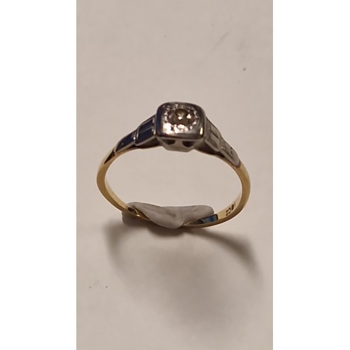 71 - LOVELY 18CT GOLD & DIAMOND RING - SIZE Q - OVERALL WEIGHT 2.1GRMS