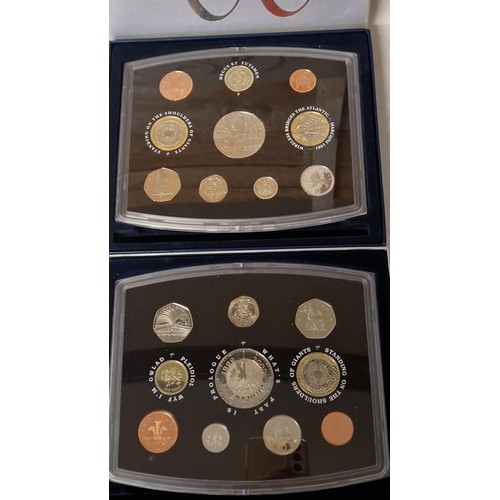 77 - THE ROYAL MINT ANNUAL COINS SETS - 2000 & 2001