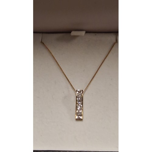 87 - LOVELY 9CT GOLD STONE SET PENDANT & CHAIN