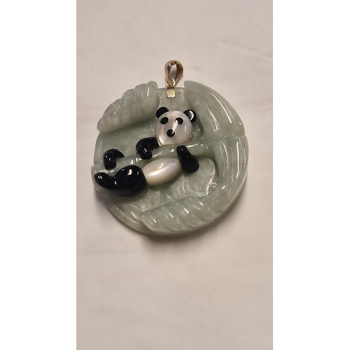 92 - STUNNING 14CT GOLD & JADE PANDA PENDANT