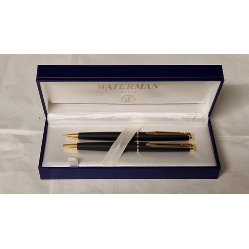 111 - LOVELY BOXED WATERMAN PARIS PEN SET