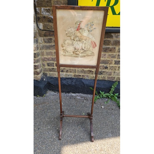 254 - LOVELY SMALL EARLY FIRE SCREEN WITH NEEDLEWORK TOP - 100CMS H X 30CMS W - COLLECTION ONLY OR ARRANGE... 