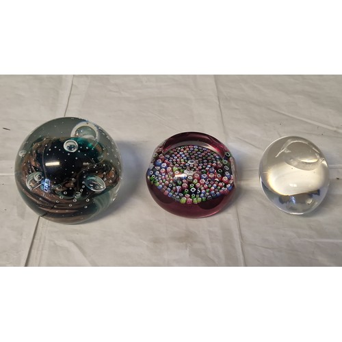 266 - 3 X LOVELY PAPERWEIGHTS - 1 X LTD ED 55/750