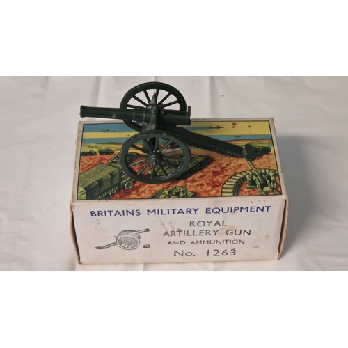 290 - VINTAGE BOXED BRITAINS ROYAL ARTILLERY GUN NO 1263